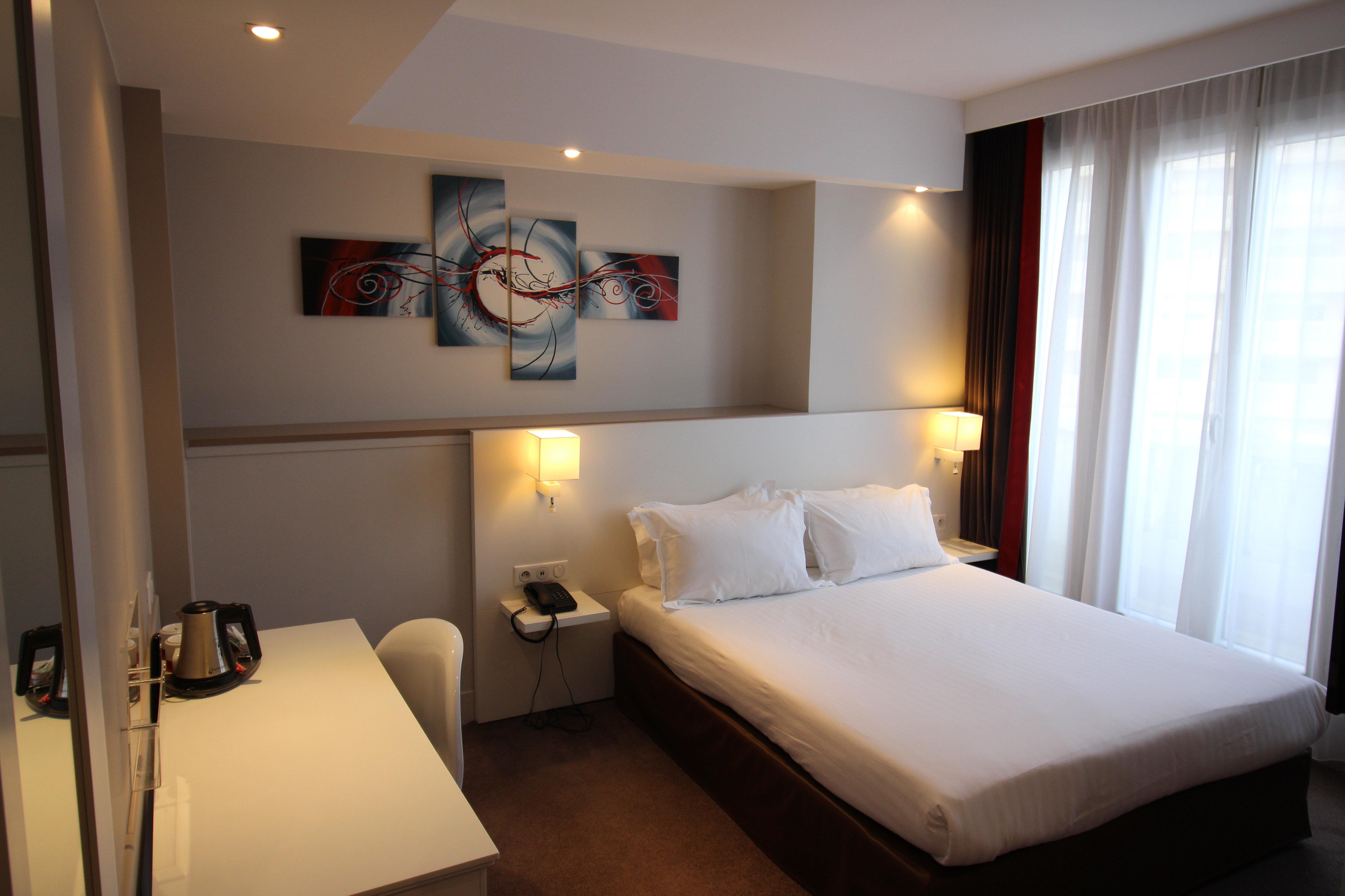 Holiday Inn Paris-Auteuil By Ihg Exterior photo